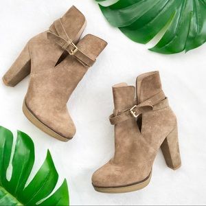 Zara cut out heeled ankle boots booties